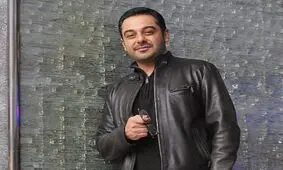 همه جاي دنيا رانندگي مي كنم غير از تهران/ پياده رو معنايي ندارد بايد بگوييم :" موتور رو"