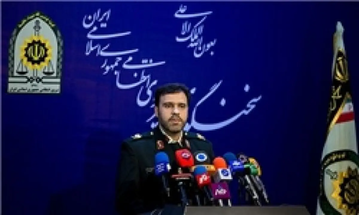 پلمب 80 صرافی غیرمجاز و دستگیری 39 نفر از دلالان بازار ارز/ اخطار پلمب به 70 صرافی