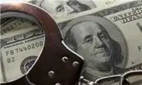 کشف 200 هزار دلار از یک مسافر در فرودگاه مشهد