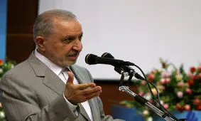 دکتر شریعتمداری نشان داد می‌توان علاوه بر طی مدارج عالی علمی، تقید دینی خود را نیزحفظ کرد