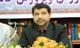 کرسی‌های آزاد اندیشی در مدارس کاشان در اولویت قرار بگیرد