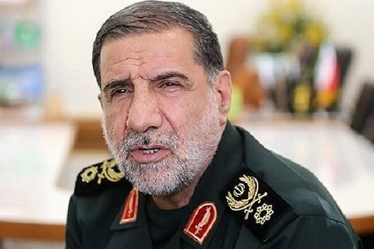 ستادکل بر اسکله‌های در اختیار نیروهای مسلح اشرافیت دارد و نظارت می‌کند