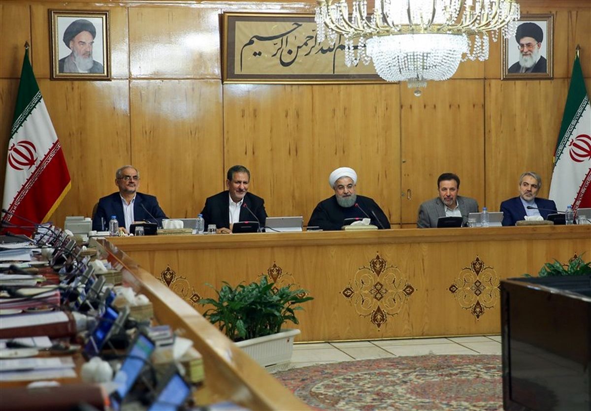 مهلت ۶ ماهه دولت به صادرکنندگان برای بازگرداندن ۹۵ درصد ارز صادراتی