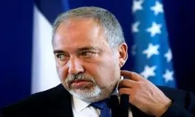 لیبرمن: در صورت استفاده از "اس ۳۰۰" علیه جنگنده‌های ما، آن را نابود می‌کنیم