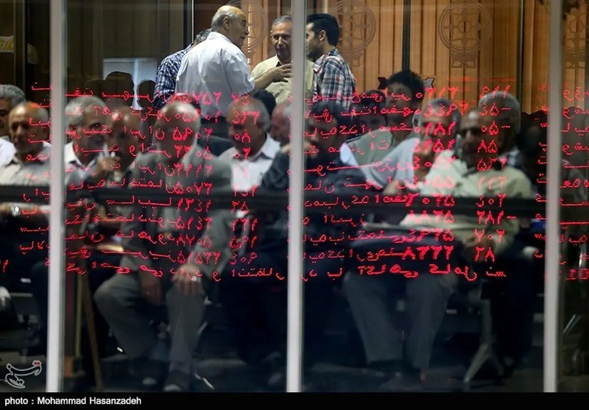 شاخص بورس ۱۹۴ هزار واحد دیگر افت کرد