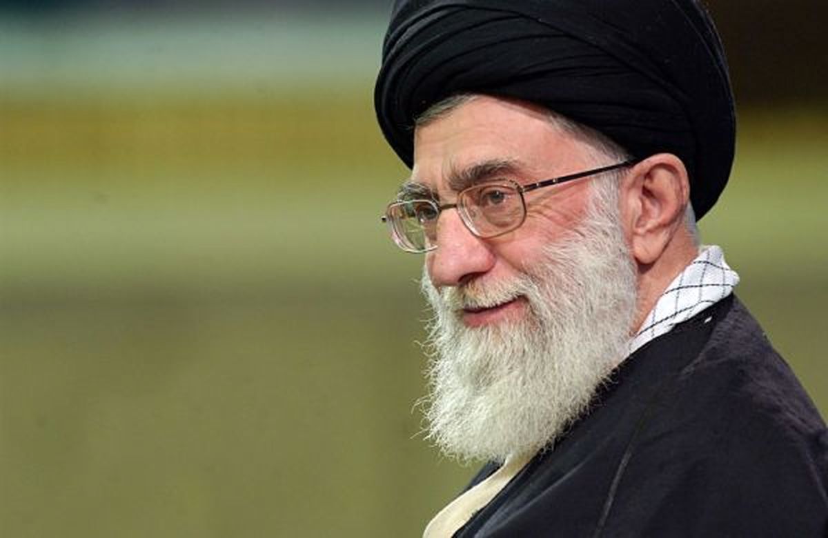 مقام معظم رهبری: فلسفه باید در حوزه علمیه قم و تهران رواج پیدا کند