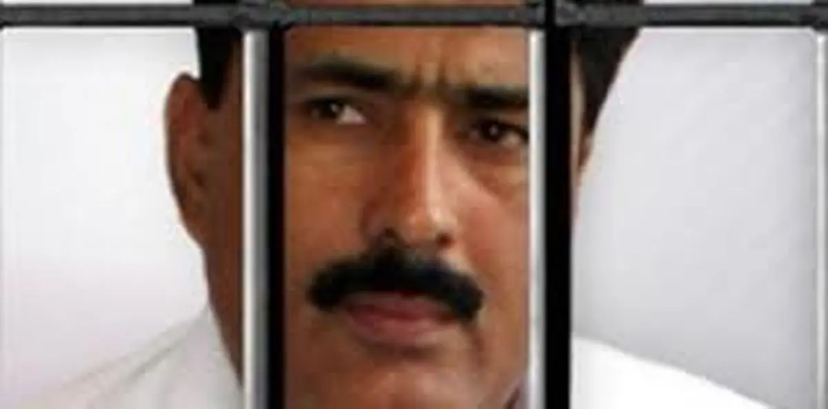 انتقال پزشک افشاگر محل اختفای بن لادن به مکان ناشناس