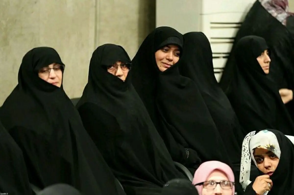 الهام چرخنده در دیدار قاریان قرآن با رهبری