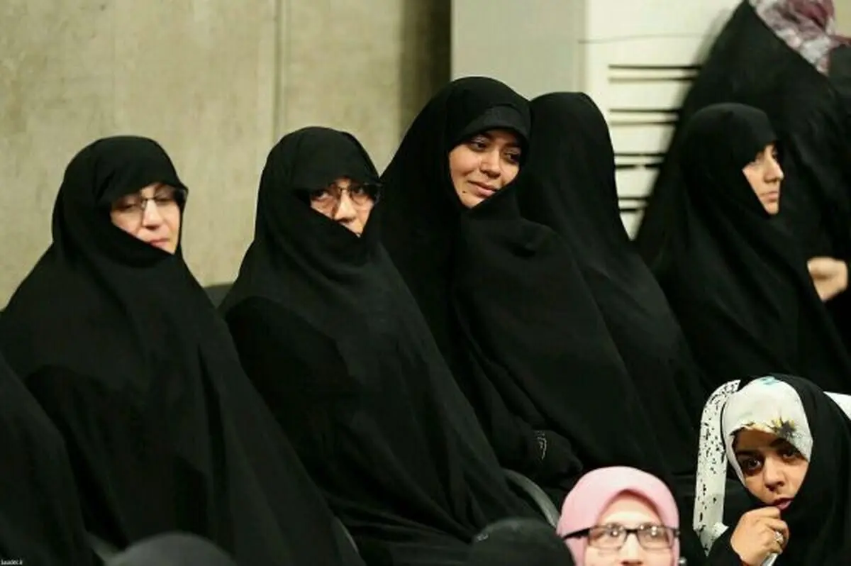 الهام چرخنده در دیدار قاریان قرآن با رهبری