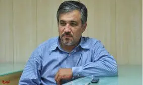 مرزهای هویتی اصلاح‌طلبان را مخدوش نکنید/ لاریجانی معقول‌تر از احمدی‌نژاد است اما چهره‌ای کاملاً اصولگرا است
