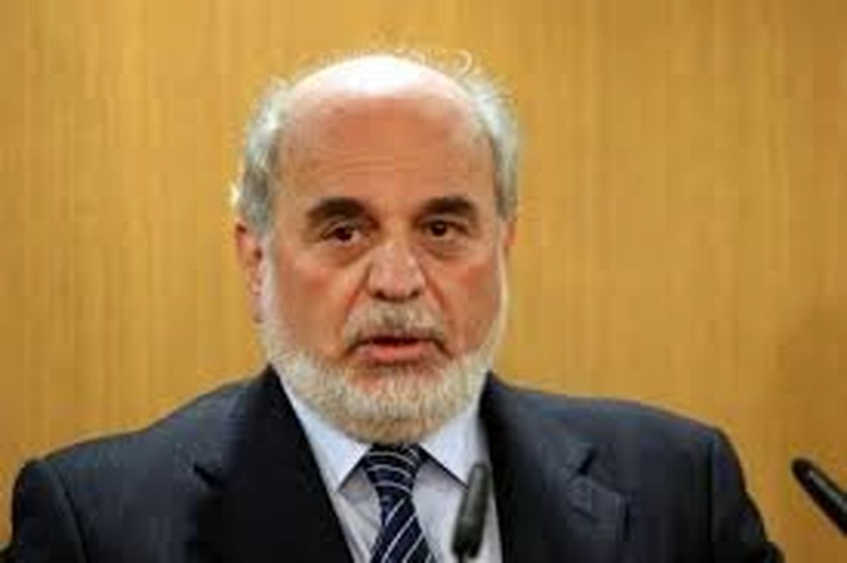 آیت الله هاشمیرفسنجانی از بارزترین فرماندهان انقلاب اسلامی ایران بود