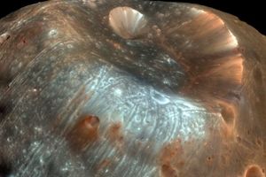 عکس روز ناسا، فوبوس قمر مریخ