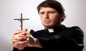 کلیسا به کشیشان درس جن گیری می دهد/ مراجعه افراد جن زده بیشتر و بیشتر می شود