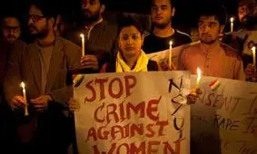 دختر هندیِ قربانیِ تجاوز سوزانده شد