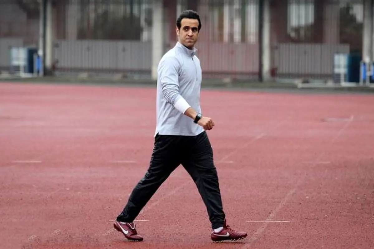 علی کریمی یک قدم تا جدایی از رشت