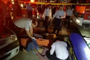یک کشته و ۷ مجروح بر اثر تصادف ۳ خودرو در جاده خاوران + تصاویر