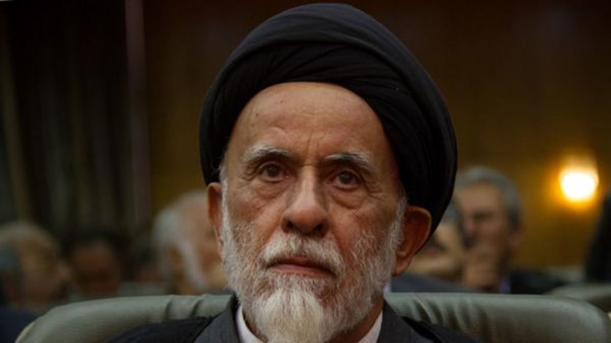 روحانی درباره فیلترینگ تلگرام به قوه قضائیه تذکر دهد/ قوه قضائیه نمیتواند 80 میلیون نفر را از چیزی محروم کند