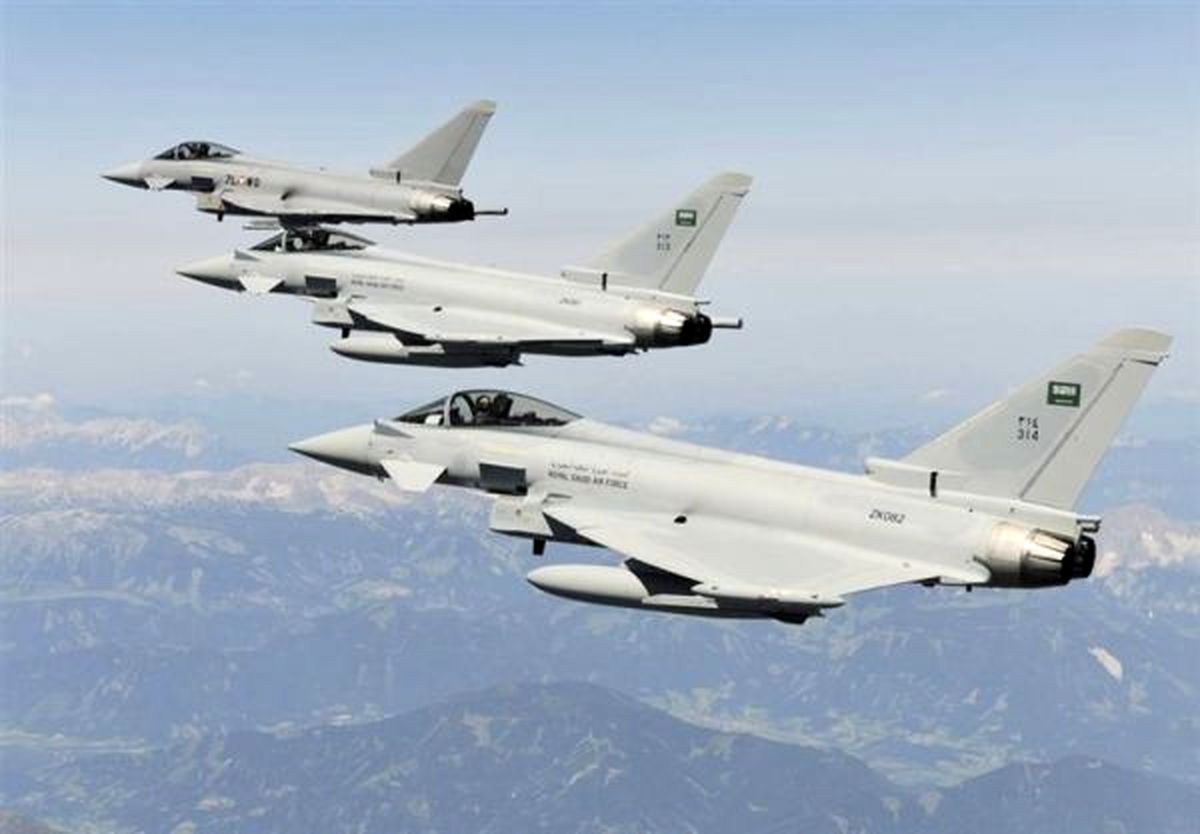 جنگنده‌های سعودی ۲۰ بار مناطق مختلف «تعز» در یمن را بمباران کردند