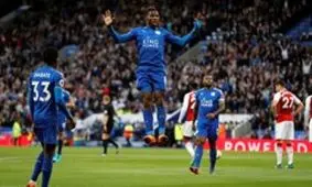 شکست آرسنال در کینگ‌پاور/هادرزفیلد با تساوی مقابل چلسی در لیگ برتر باقی ماند/سوانسی سقوط کرد