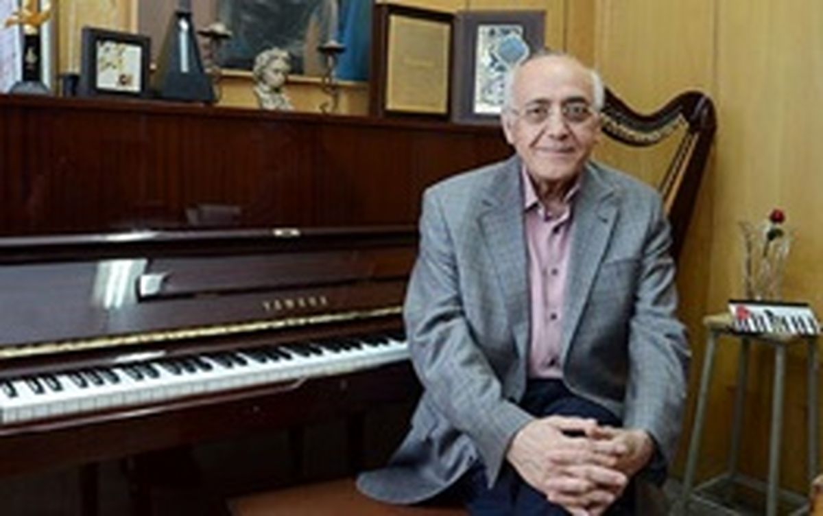 خاطرهبازی با آثار یک خواننده قدیمی/ شبی جذاب و شاد که رهبر ارکستر خانه هنرمندان وعده داد