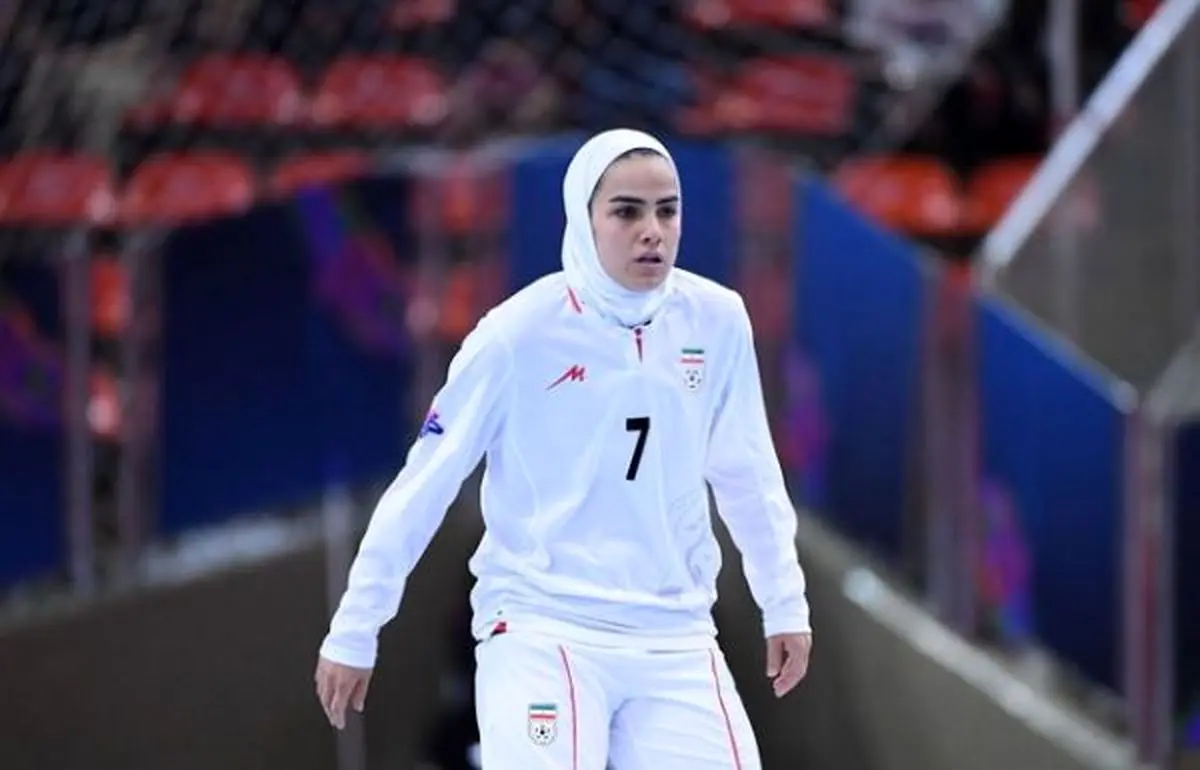 فرشته کریمی: جایزه بهترین بازیکن را به نمایندگی از کل تیم گرفتم