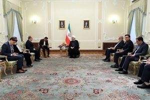 روحانی: خروج آمریکا از برجام و انتقال سفارتخانه به قدس از اشتباهات تاریخی واشنگتن است