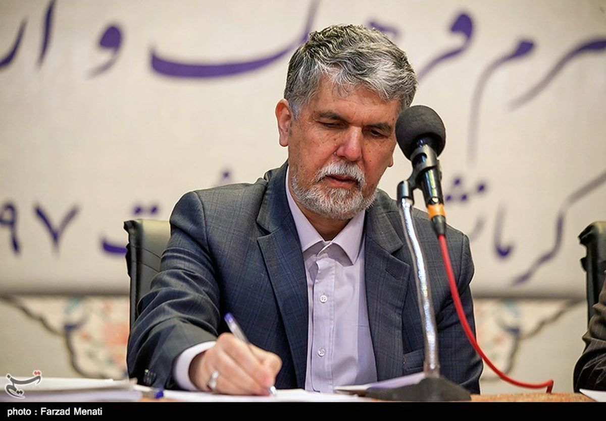 وزیر ارشاد: نهادهای علمی و پژوهشی از وجود دکتر حسینی معصومی بهره بگیرند