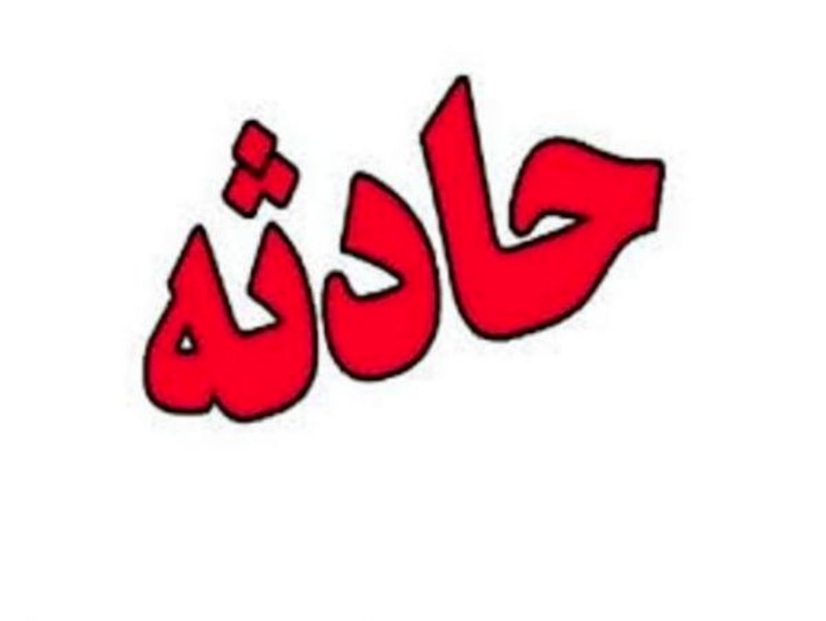 آتش سوزی ساختمان 3 طبقه در خیابان مولوی