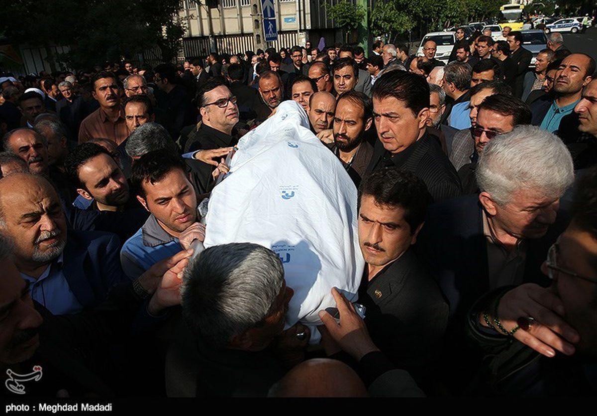 پیکر مرحوم علیزاده در امامزاده عبدالحق زیرآب خاکسپاری می‌شود