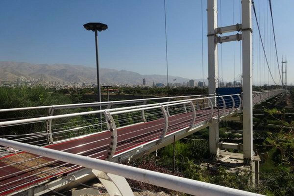 دریافت عوارض از عابر پیاده در تهران شروع شد! / 10 هزارتومان برای عبور از پل پردیسان