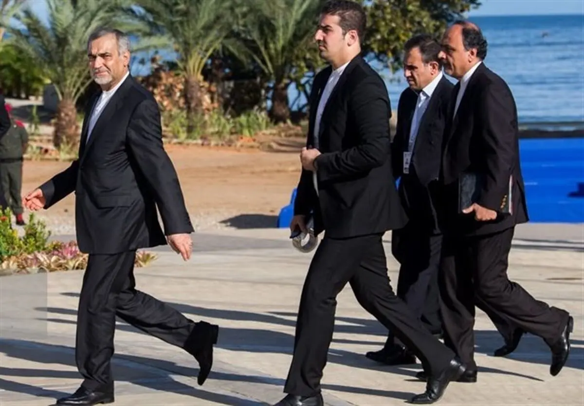 حسین فریدون از دولت کنار گذاشته شد؟