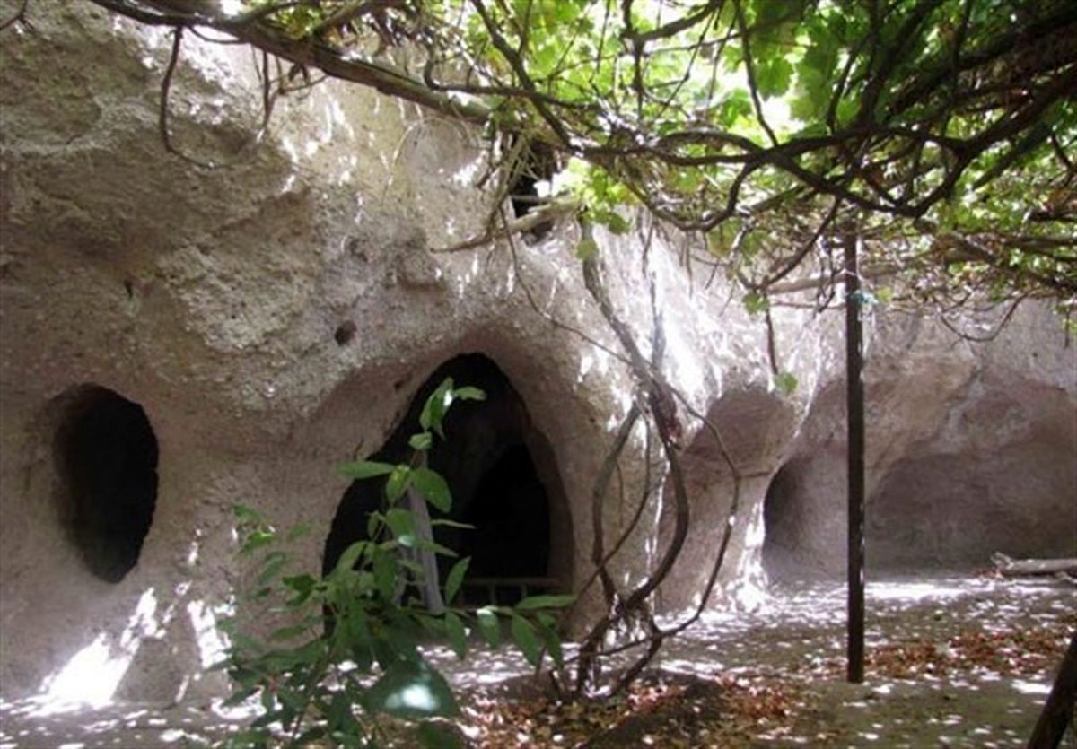 معماری صخره‌ای در ۹ روستای استان اردبیل شناسایی شد