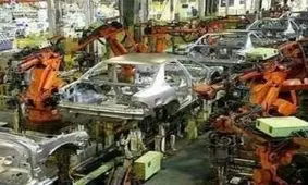خروج آمریکا از برجام فرصت خوبی برای خودروساز شدن ماست
