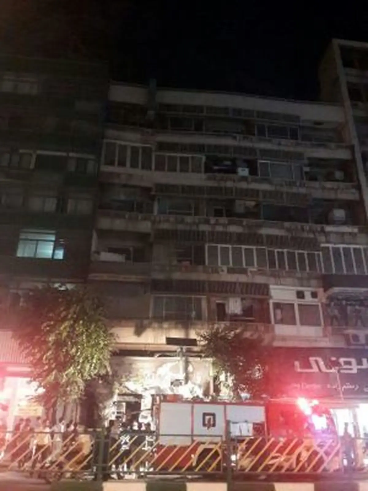 حریق مغازه مانتو فروشی جان یک نفر را گرفت