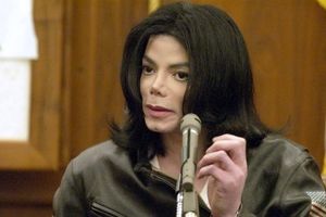 سرپوش میلیون دلاری روی آزار جنسی خواننده فقید