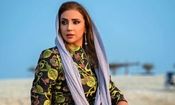 تصاویری از پوشش سنتی و زیبای شبنم قلی خانی در جزیره هرمز