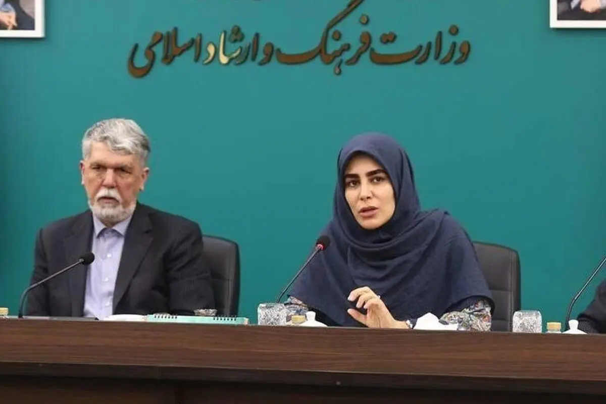 نادره رضایی از معاونت هنری برکنار شد