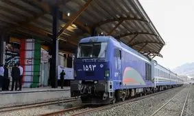 نقص فنی قطار کرج - مشهد حوالی سمنان؛ مشکل رفع شد