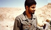 سفر در زمان؛ «سردار سلیمانی و سرلشکر باقری» در یک باغ؛ دهه 60/ عکس

