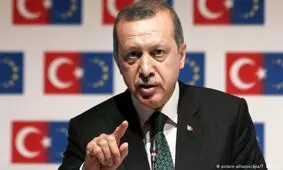 کاهش 20 درصدی ارزش لیر ترکیه در شش ماه/ اردوغان:شهروندان از دلار و یورو فاصله بگیرند و به ارز ملی روی بیاورند