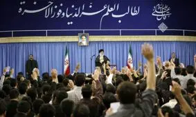 لشکر جوانان مؤمن و انقلابی وارد میدان مطالبه آرمانهای انقلاب شوند