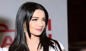 خواننده مشهور لبنانی علت مسلمان شدنش را توضیح می‌دهد/ دیانا حداد: همزمان با ماه رمضان مسلمان شدم