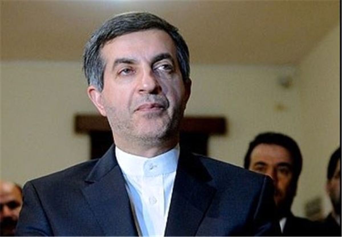 مشایی در یک ویدئوی زیرخاکی پس از برکناری: احمدینژاد را جرئت ندارند بزنند، من را میزنند