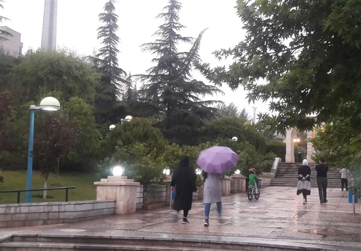 رگبار باران، صاعقه و وزش باد شدید تا روز چهارشنبه/ پیش‌بینی بعدازظهر بارانی برای تهران