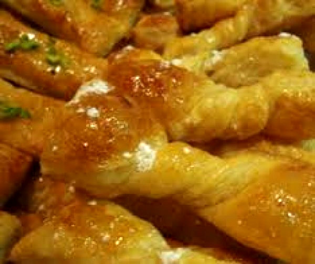 طرز تهیه شیرینی پاپیونی و خمیر هزارلا