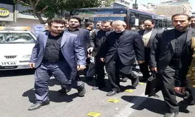 حضور لاریجانی در راهپیمایی روز قدس