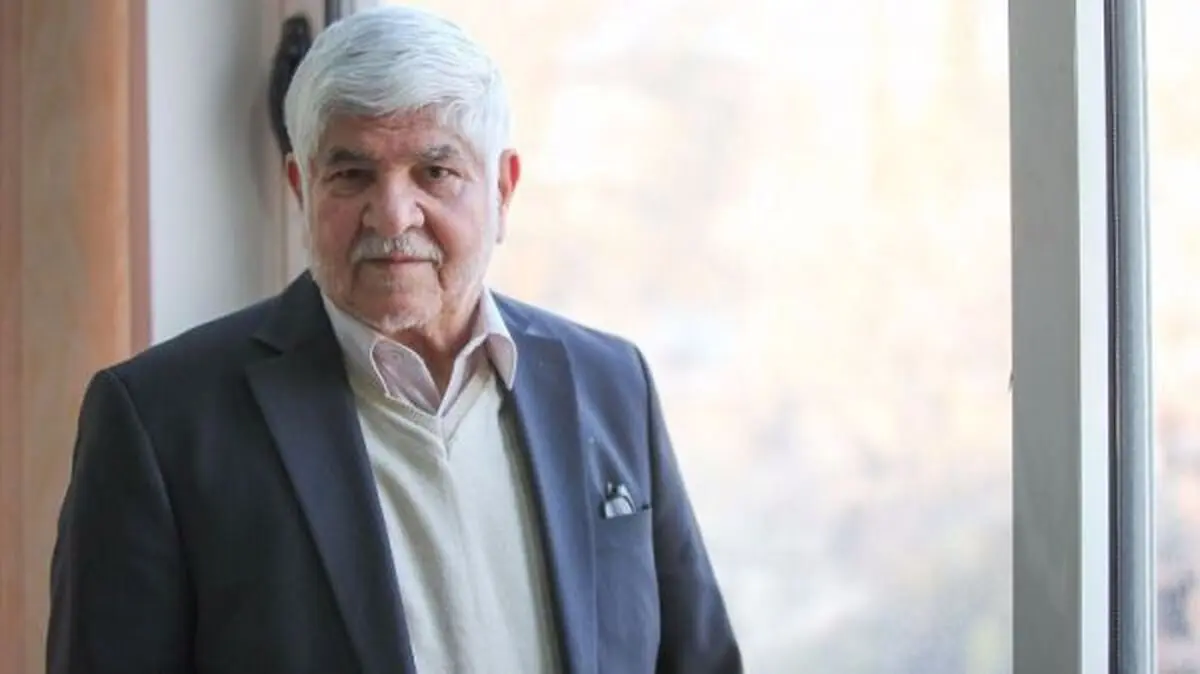 امام خمینی با هوشمندی در برابر متحجران ایستادند