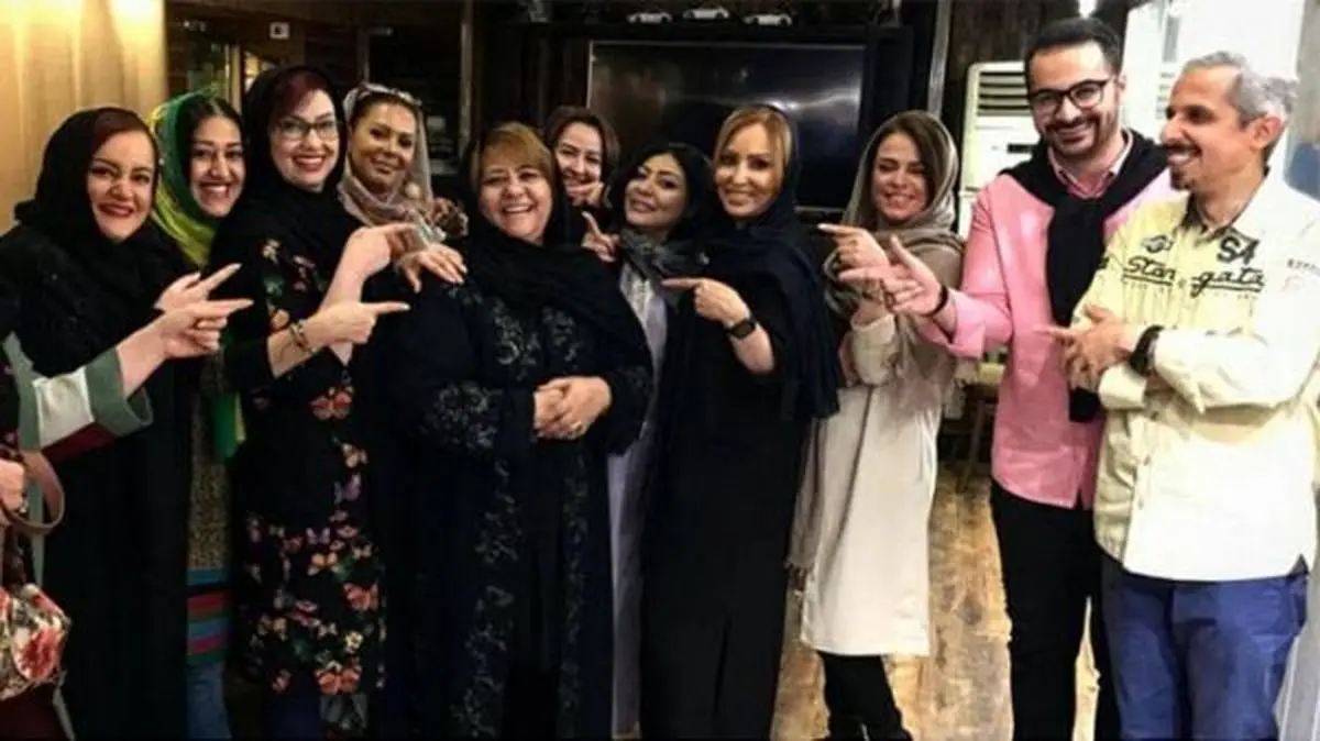 حضور هنرمندان در جشن تولد بازیگر سابق جم!