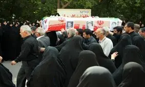 مادر شهید محمد دیانت به فرزند شهیدش پیوست‌