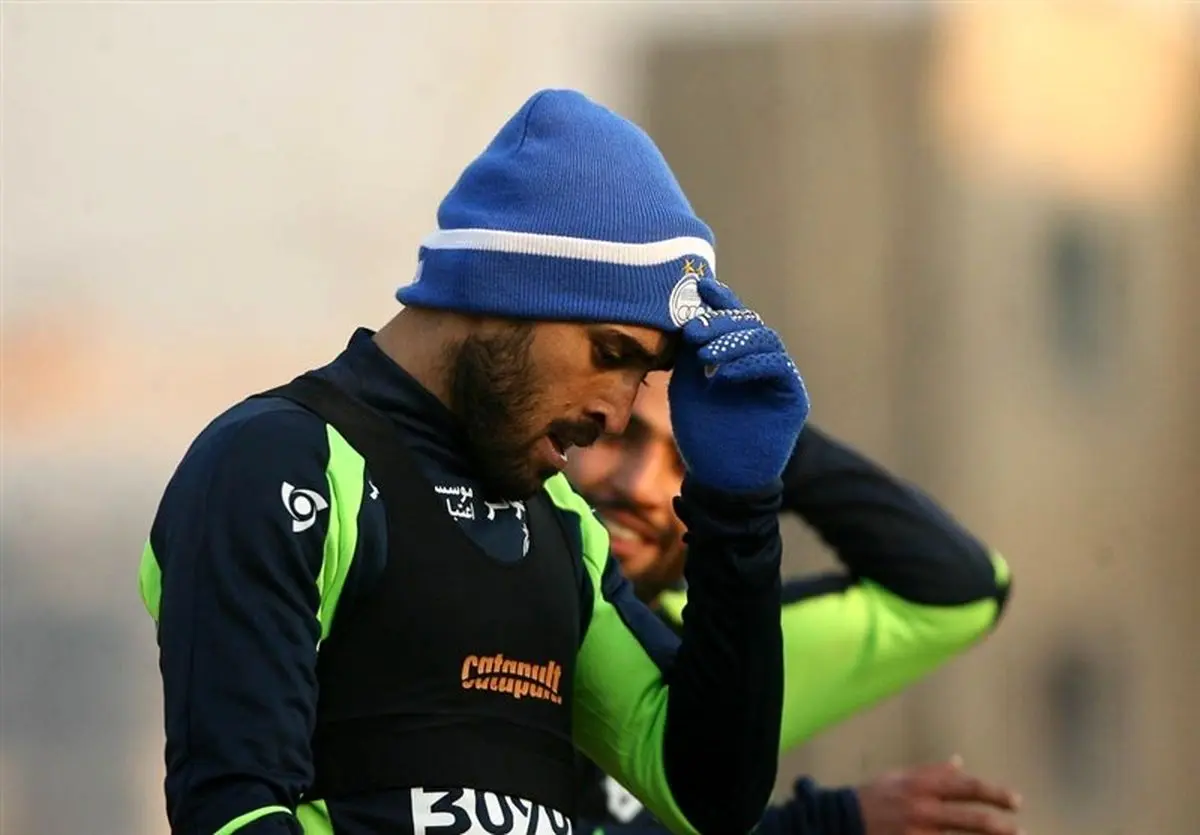 رحمانی: ۹۰۰ میلیون تومان از قراردادم را می‌بخشم و از استقلال می‌روم / اگر جوابی ندهند، مجبورم بمانم